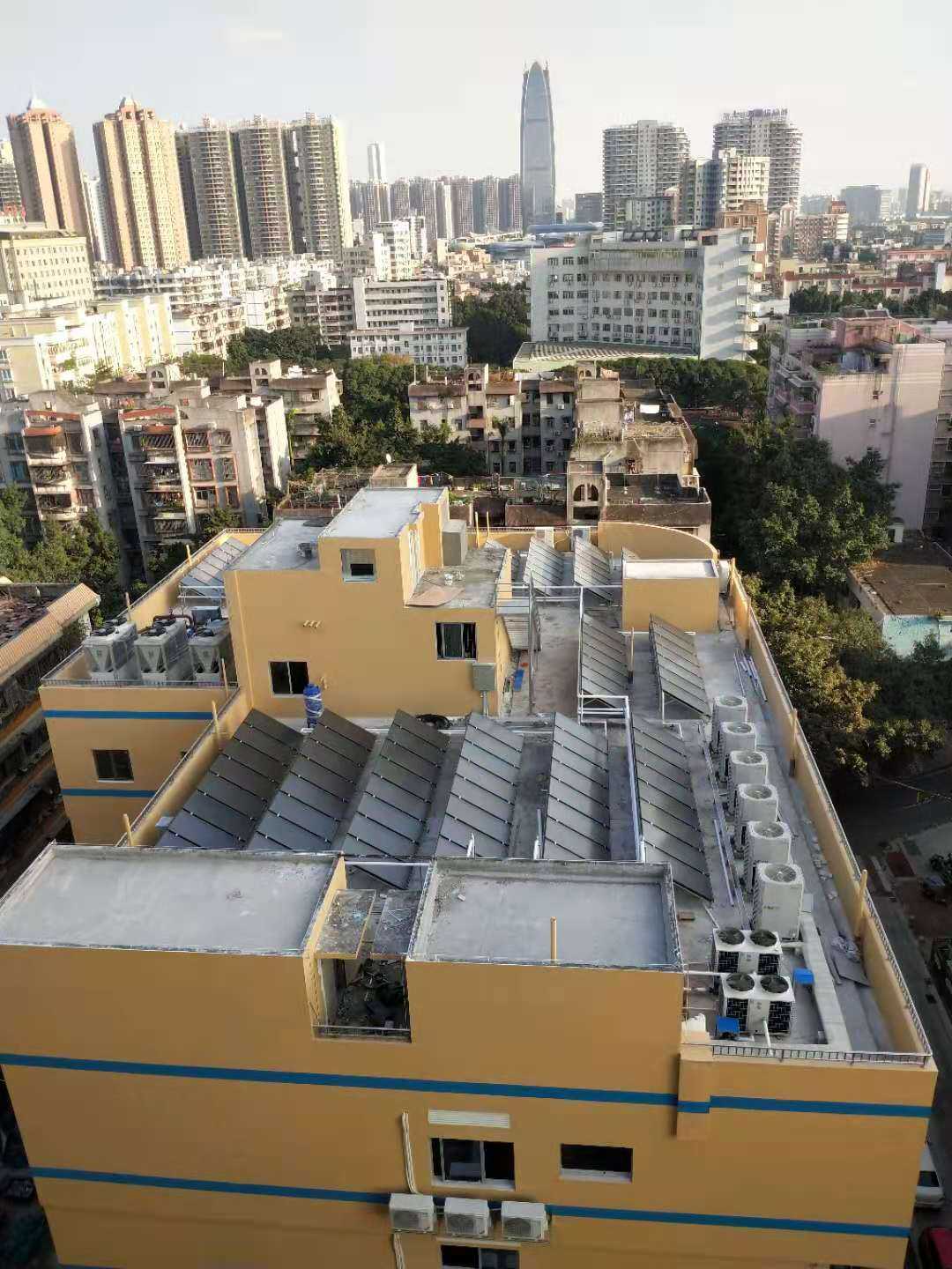 空氣能熱水器